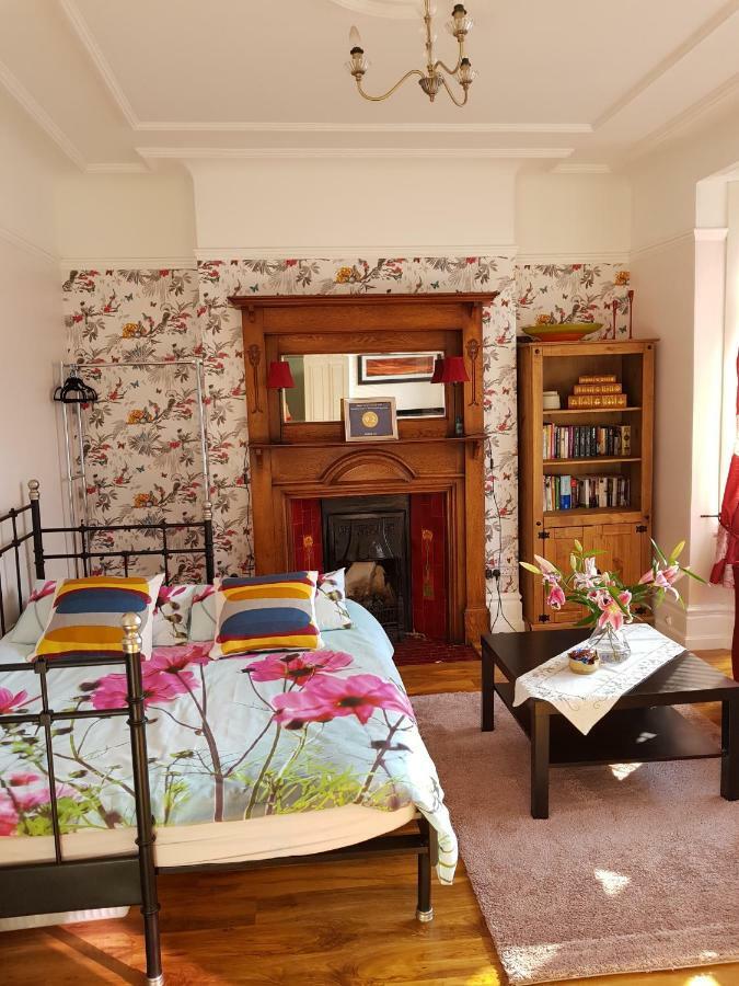 Beautiful Room In Victorian Family Home Ilford Buitenkant foto